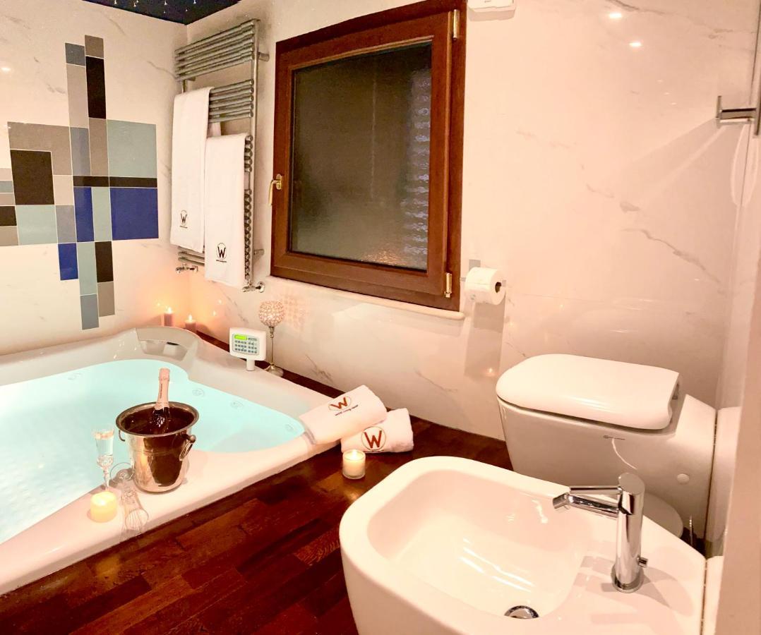 Wood Luxury House Daire Pescara Dış mekan fotoğraf