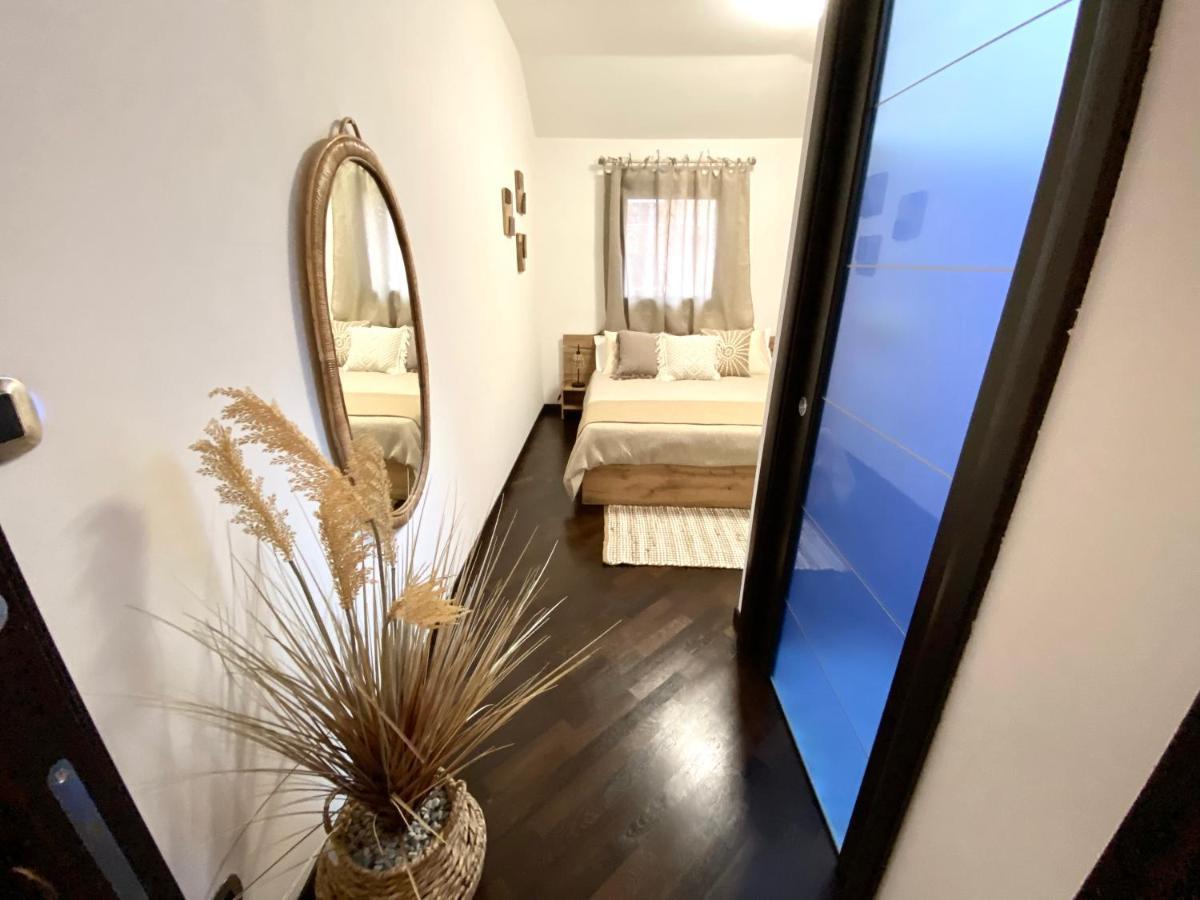 Wood Luxury House Daire Pescara Dış mekan fotoğraf