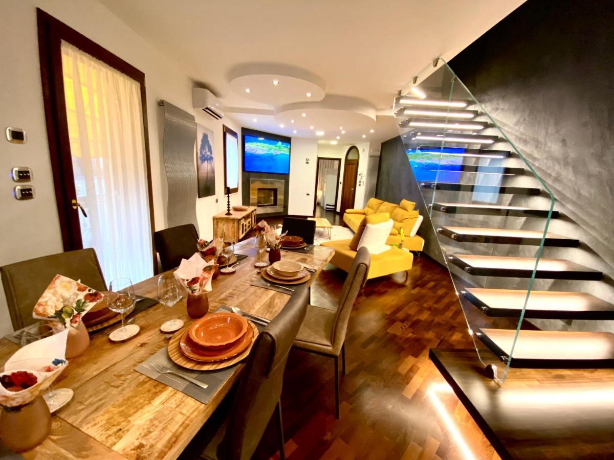Wood Luxury House Daire Pescara Dış mekan fotoğraf