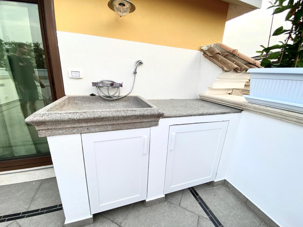 Wood Luxury House Daire Pescara Dış mekan fotoğraf