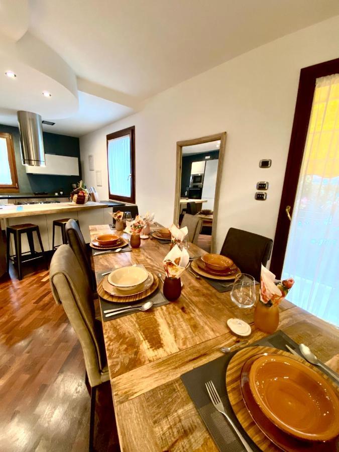 Wood Luxury House Daire Pescara Dış mekan fotoğraf